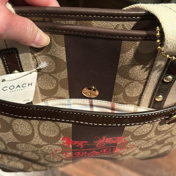 New with tag Coach tote bag signature c - Picture 7 of 7